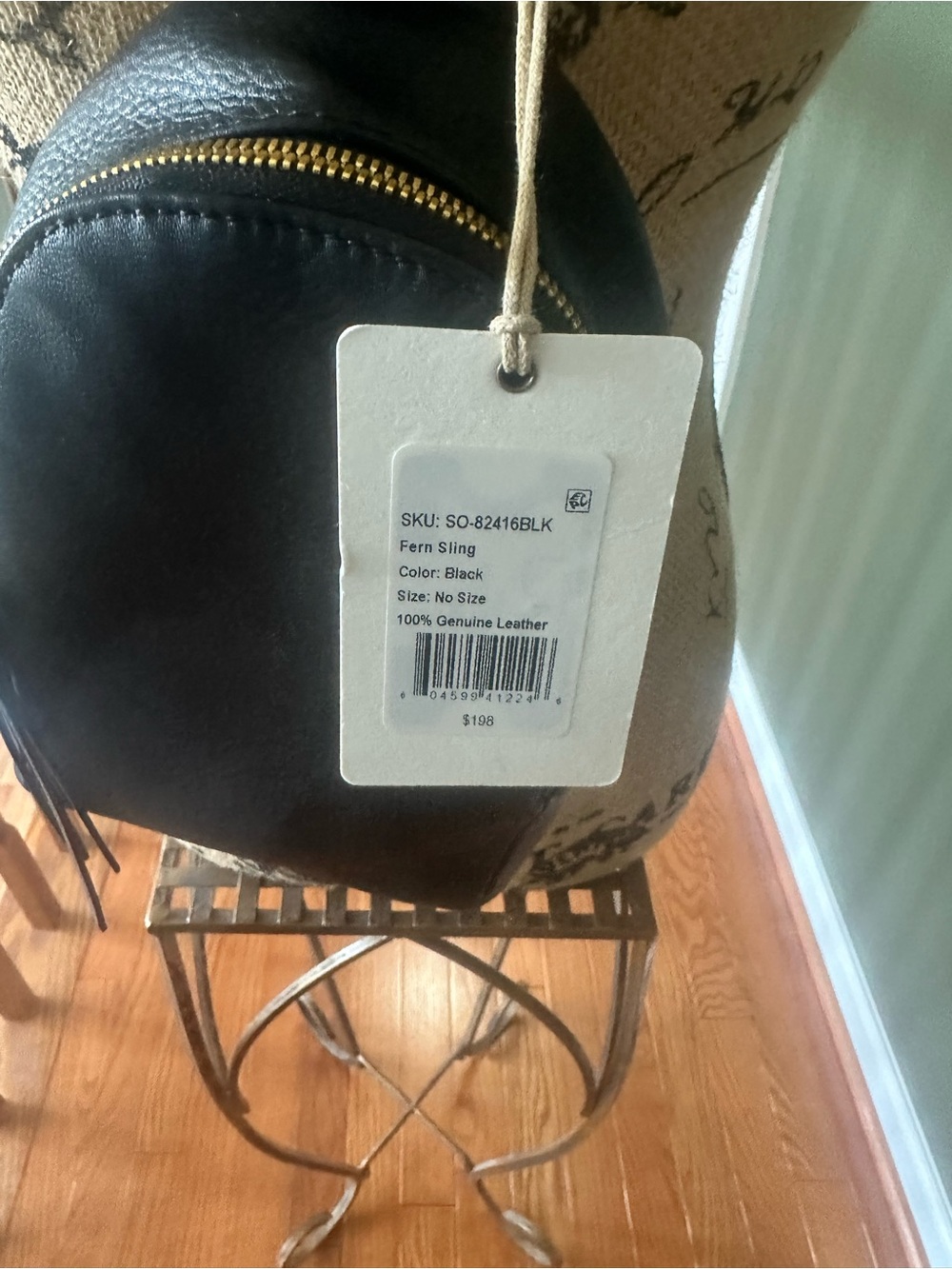 Hobo❤️Fern in Black Pebbled Leather -NWT
(SKU SO-82416BLK) - Picture 4 of 10